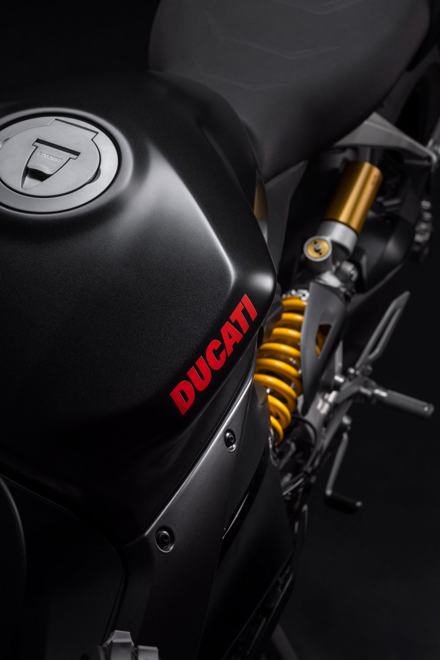 Ducati Panigale V2 - Black on Black Pre-Order